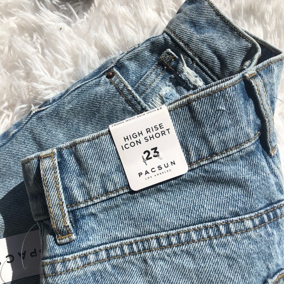 🔴SOLD🔴PacSun Thalia Denim High Rise Icon Shorts - Picture 4 of 10